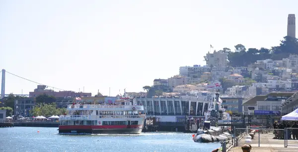 Red and White Fleet