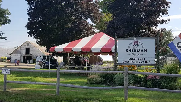 Sherman Farm Market, Center Conway, NH