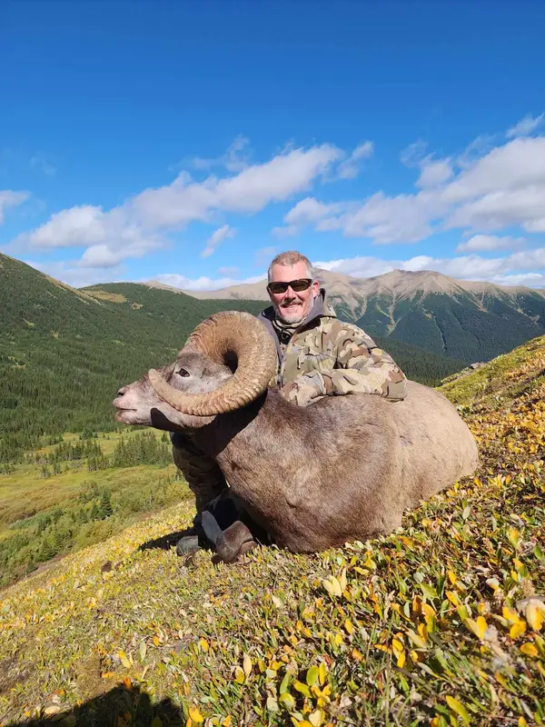 Sherwood Guides & Outfitters, photo 1
