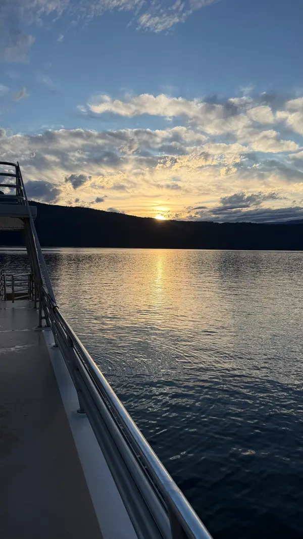 Sicamous Houseboats, photo 2
