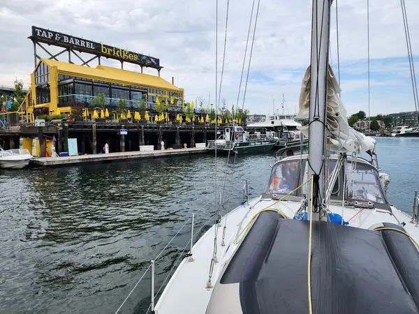 Simply Sailing, photo 2