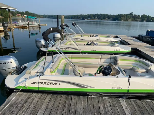 Smith Mountain Lake Recreational Boat Rentals