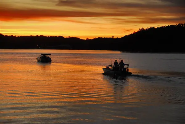 SML Boat Rentals at Mitchell's Point Marina
