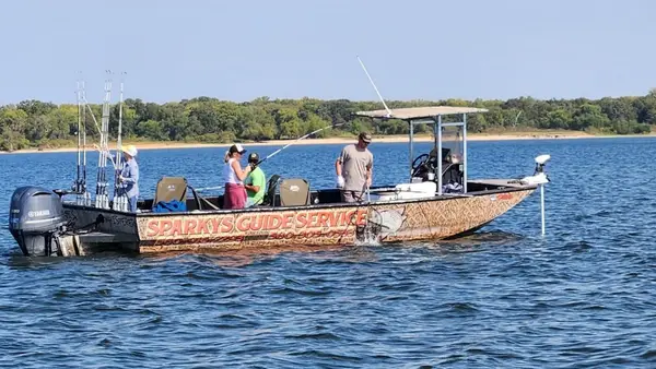 Sparky's Guide Service Lake Texoma Striper Guide, Mead, OK