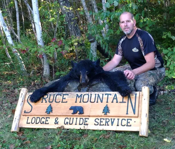 Spruce Mountain Lodge & Guide Service