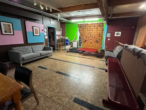 Stoneworks Climbing Gym