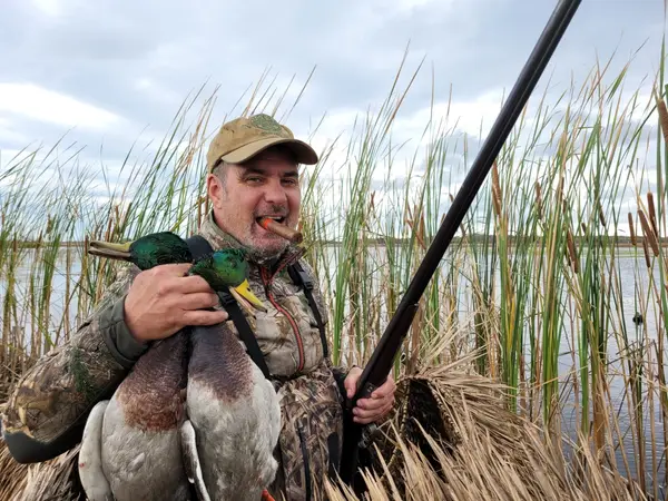 Storm Cut Flats Guided Duck and Goose Hunting