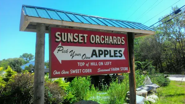 Sunset Orchard, North Scituate, RI