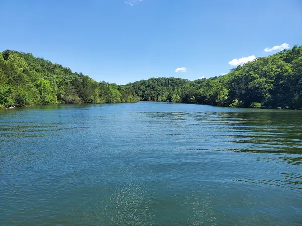 Table Rock Lake Boat & Slip Rentals @ Big M Marina