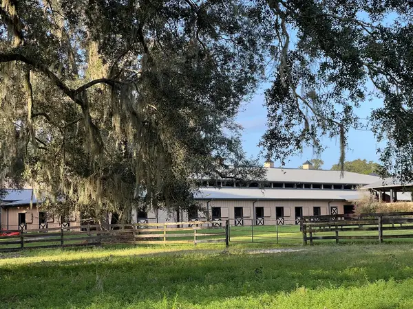 Tamarian Farms Equestrian Center, photo 3