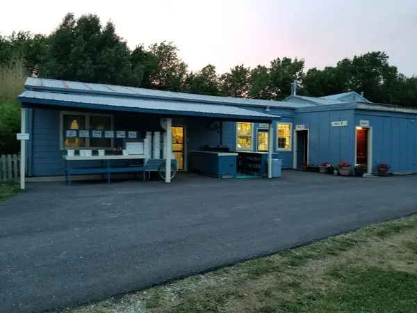 The Berry Patch, Cleveland, MO