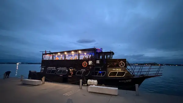Toronto Breeze Yachts