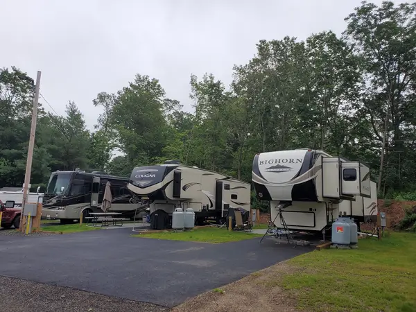 Totoket Valley RV Park