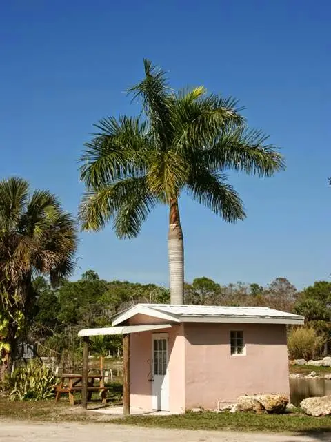 Trail Lakes Campground