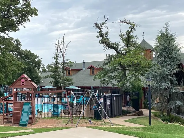 Twin Fountains RV Park