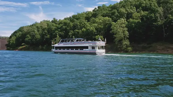 Tygart Lake Marina/Cruises