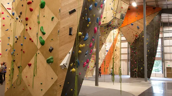 Übergrippen Indoor Climbing Crag