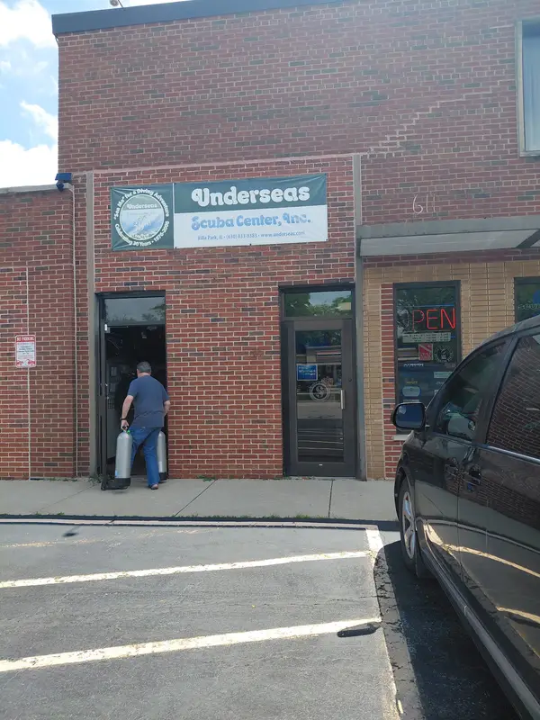 Underseas Scuba Center Inc