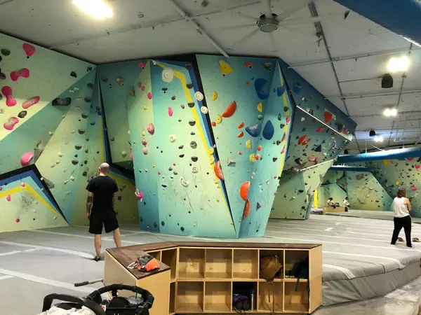 Verdigo Boulders