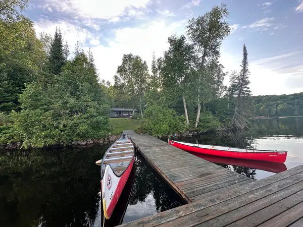 Voyageur Quest Outfitting & Algonquin Wilderness Centre