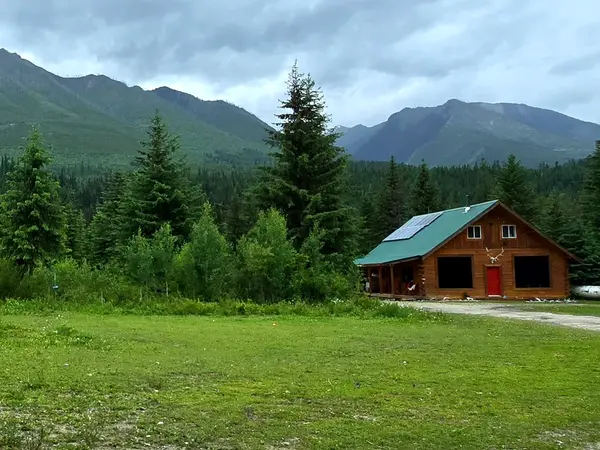 White Swan Lake Outfitters, photo 4
