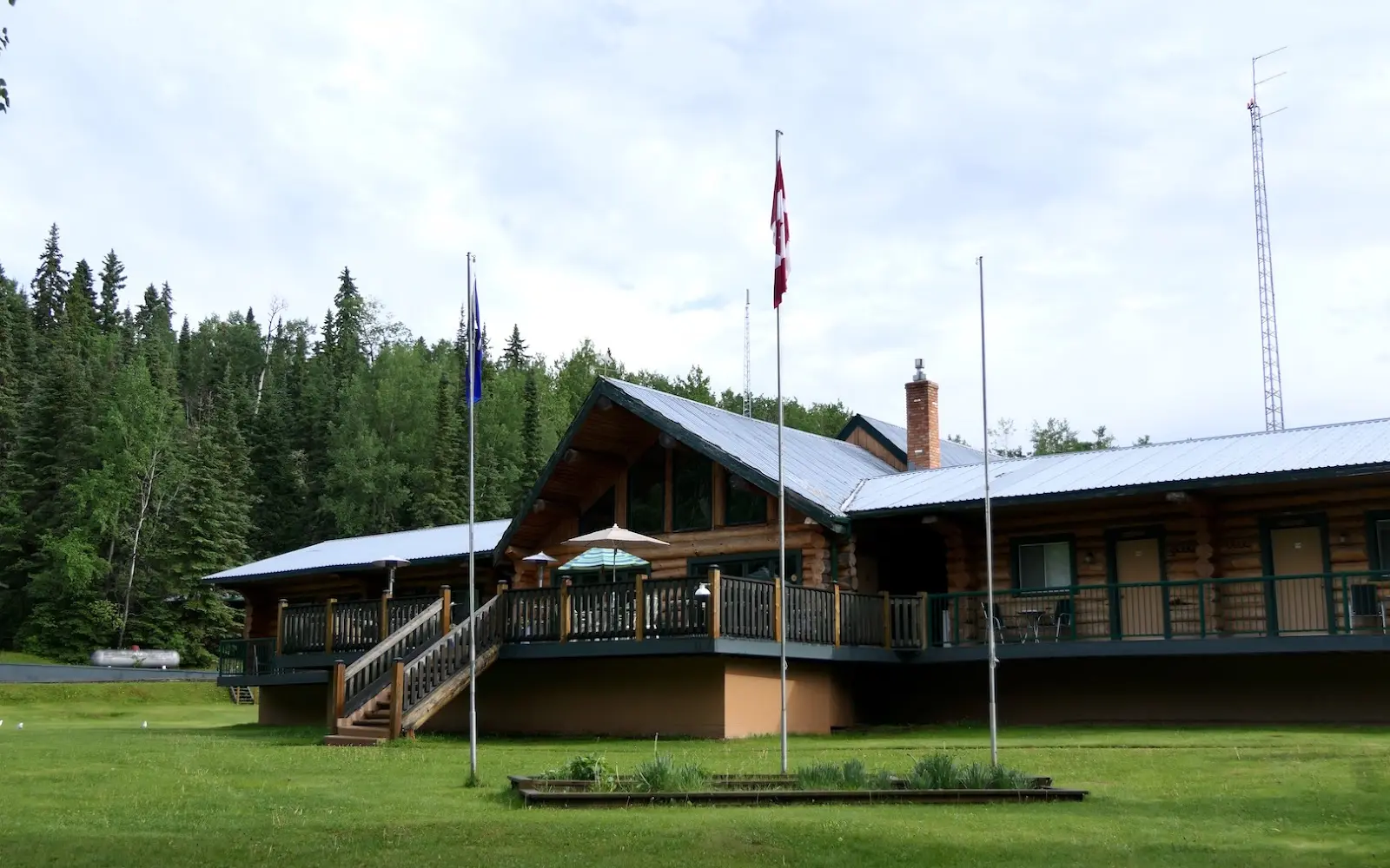 Winefred Lake Lodge