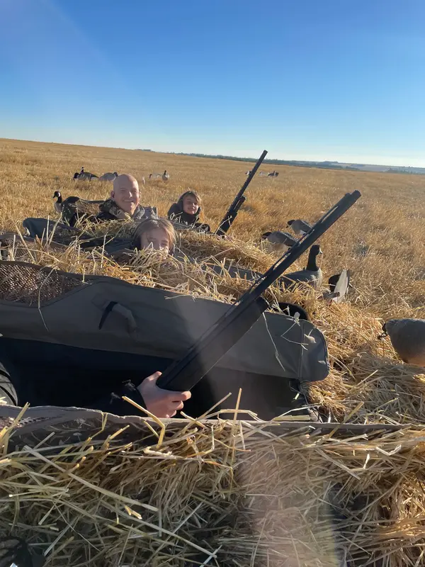 X-Field Outfitters, photo 3