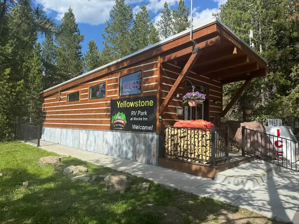 Yellowstone RV Park at Mack's Inn