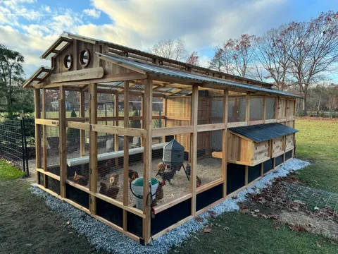 Heritage Chicken Coop Model 20