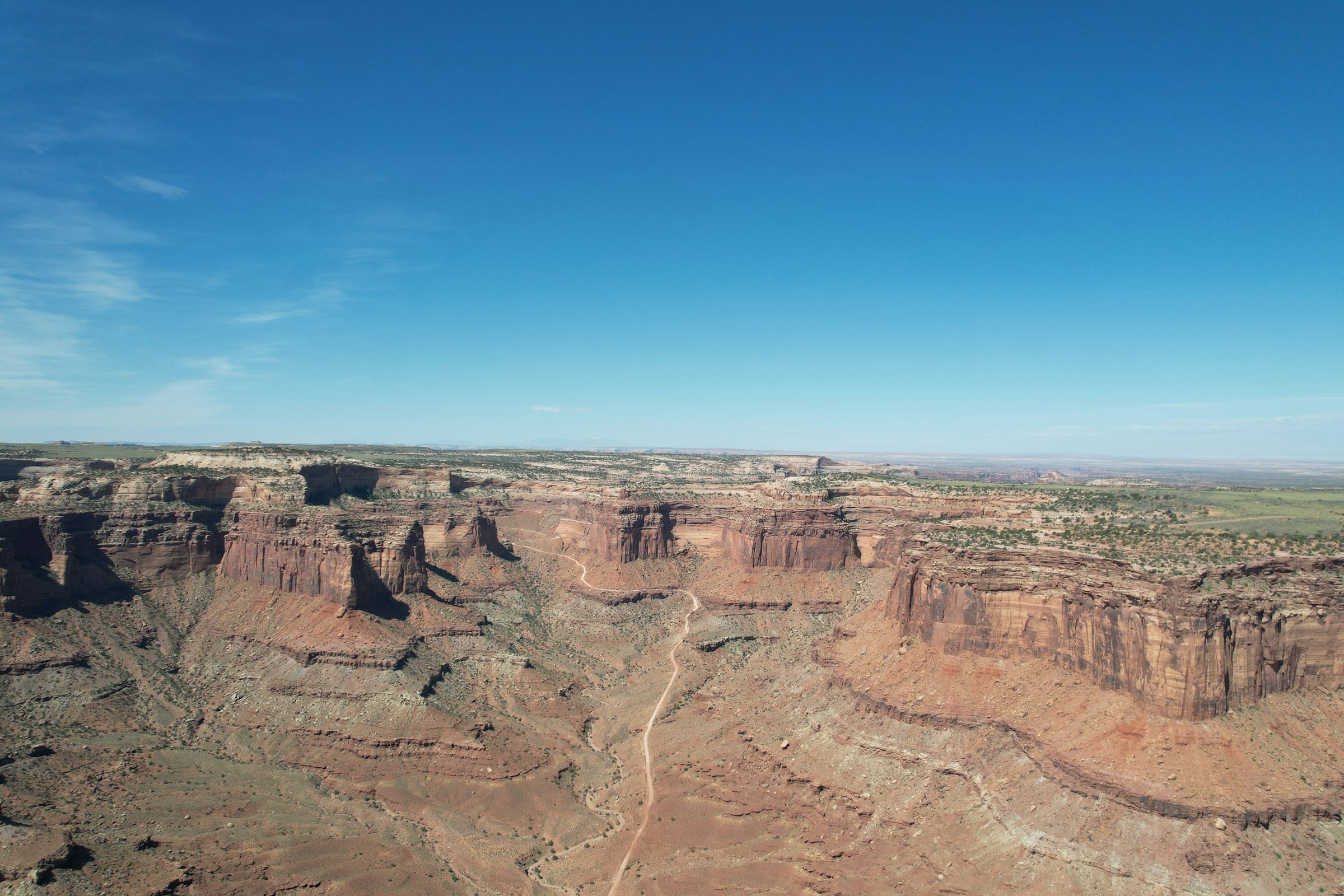The overlook above the canyon