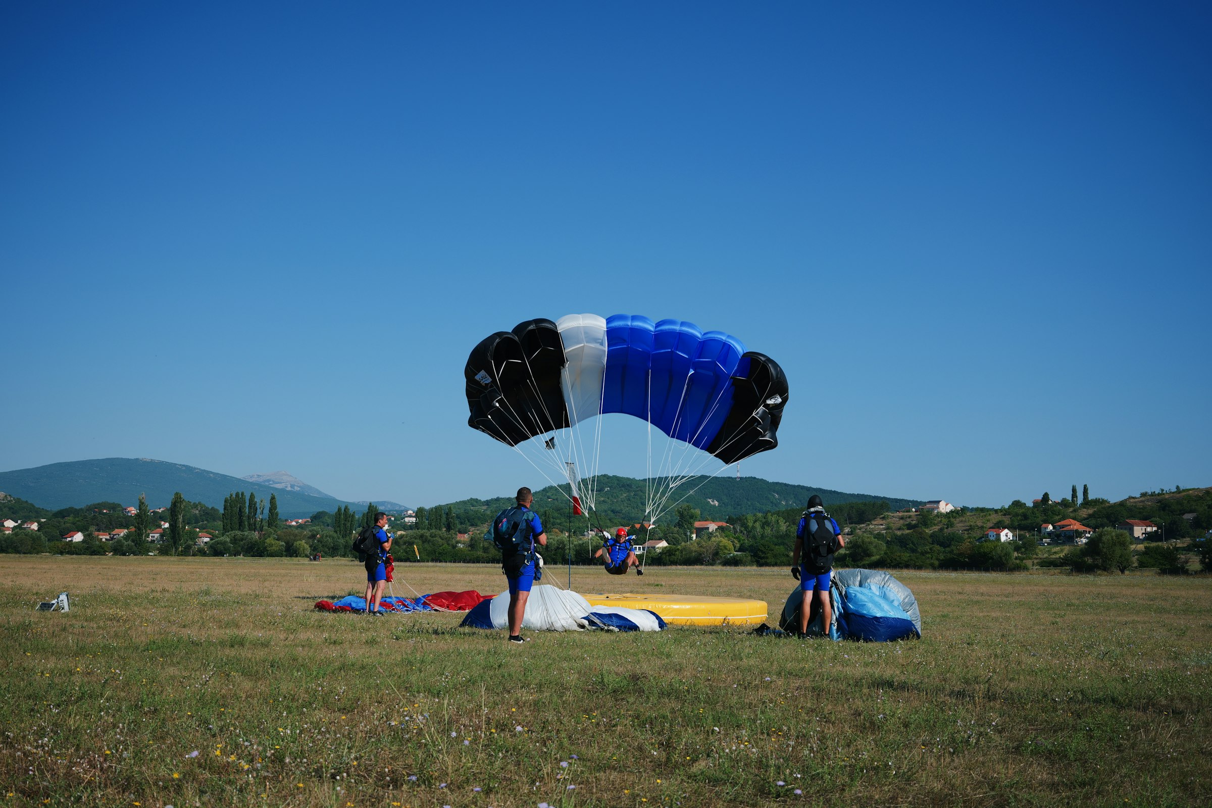 A canopy coming in over the landing field