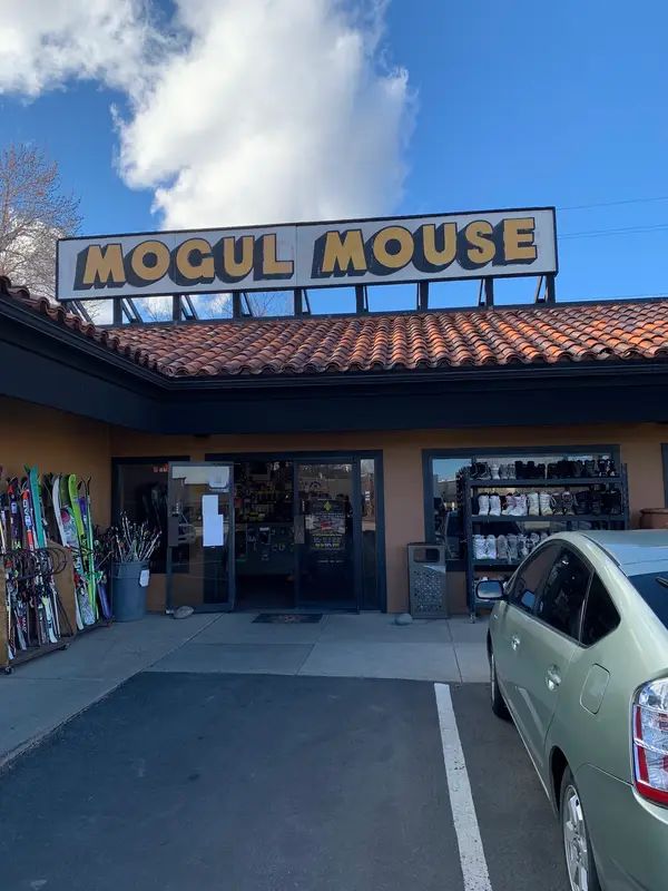 Bobo's Ski & Patio