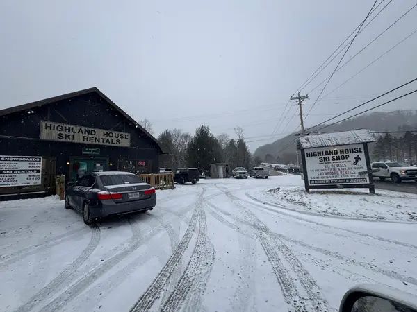 Highland House Ski Rentals
