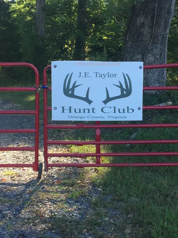 J.E. Taylor Hunt Club
