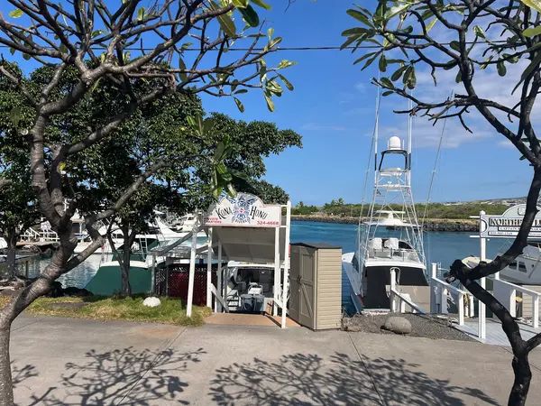 Kona Honu Divers Boat Slip