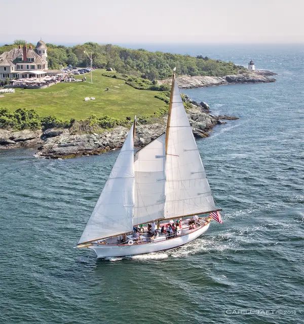 Newport Classic Cruises Bannister's Wharf