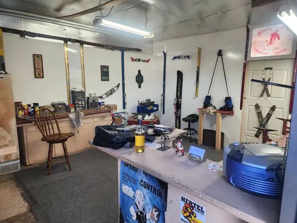 Olson's Ski & Snowboard Tuning