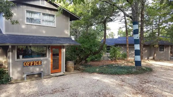 Arkansas White River Cabins of Eureka Springs