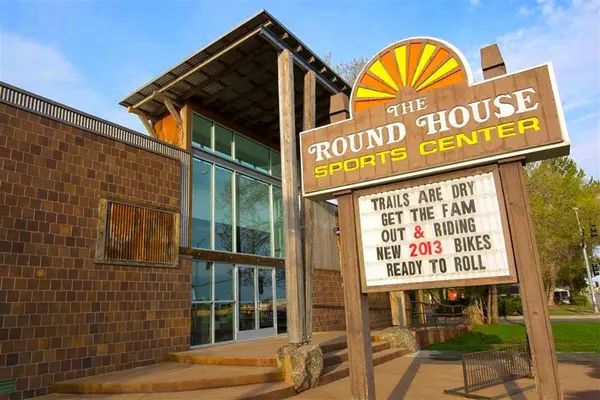 Round House Ski and Sports Center