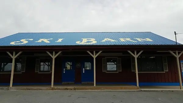 The Ski Barn