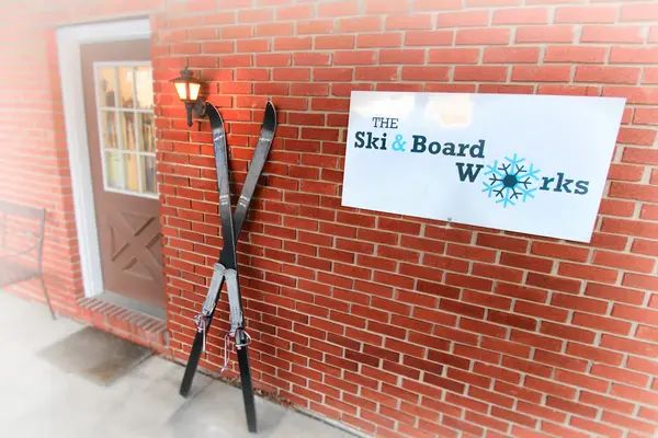 The Ski & Board Works